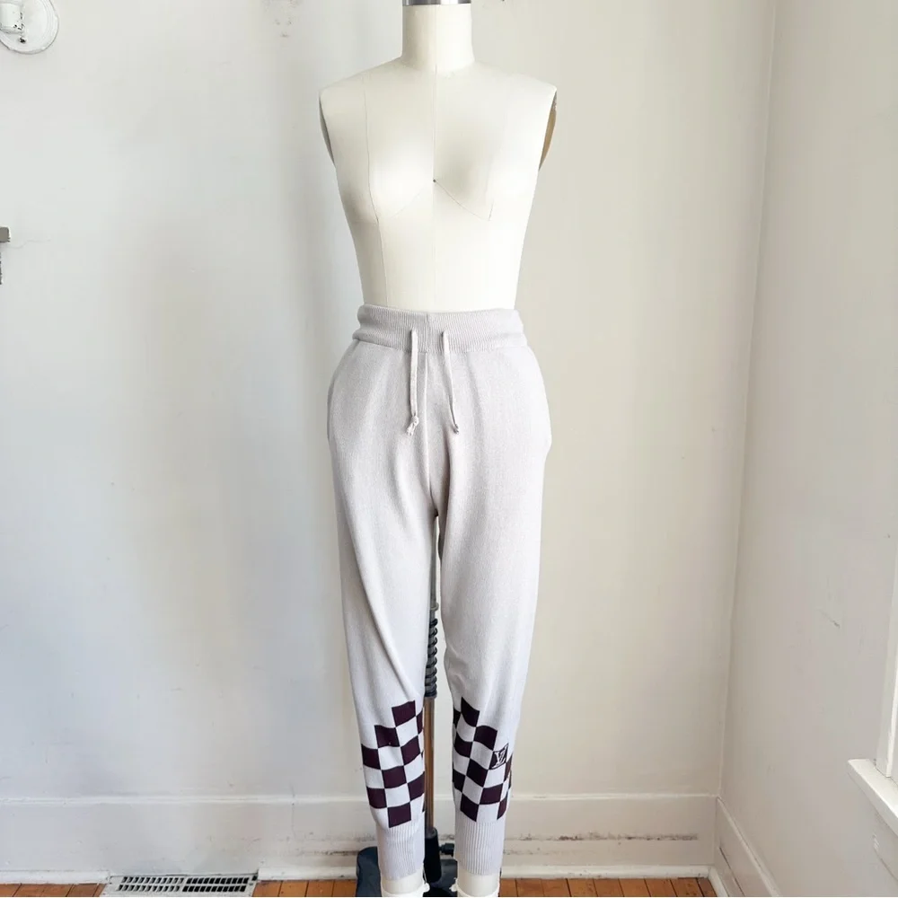 ⭐️3/$30⭐️ (bundle deal) LV Logo Checkered Board Knit Joggers - Picture 2 of 8